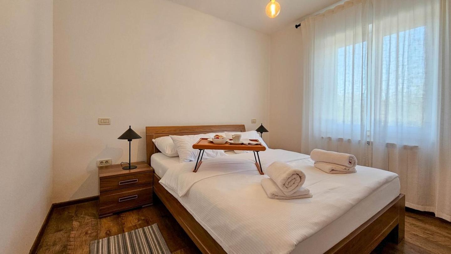 Casa Lutoma Villa Kmeti Buitenkant foto