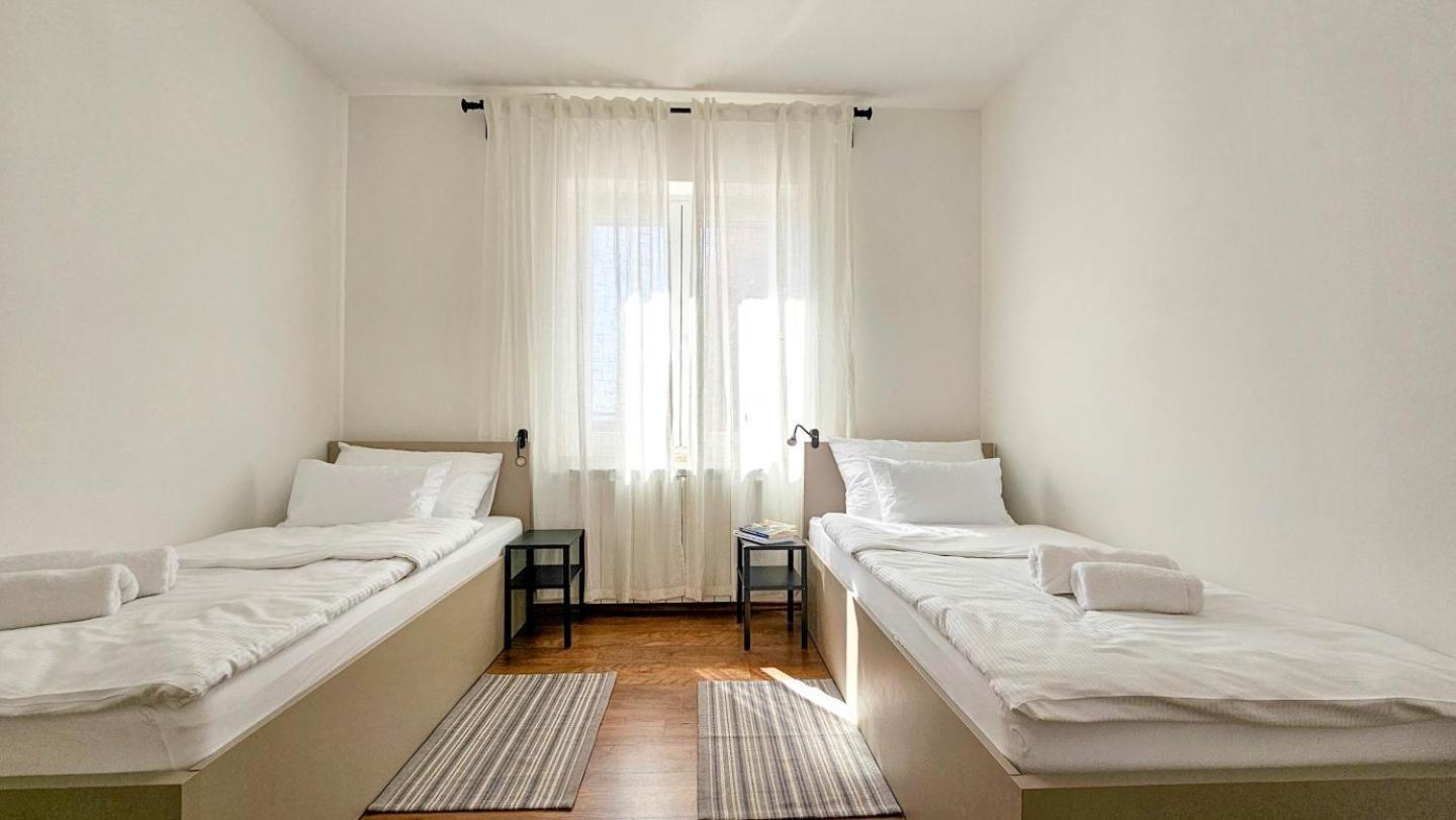 Casa Lutoma Villa Kmeti Buitenkant foto